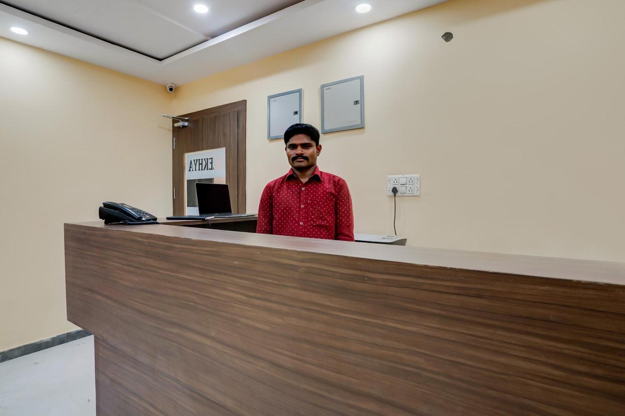 Hotel O Alekhya Residency Cafe Bahar Sururnagar Eksteriør bilde